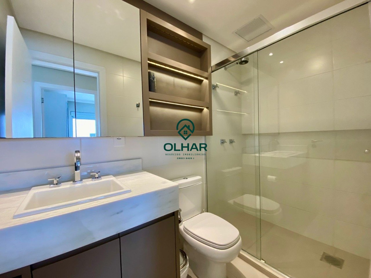 WhatsApp Image 2025-11-11 at 08.45