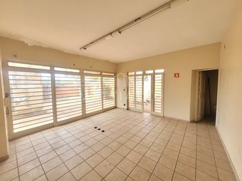 commercial_building em Rua Treze de Maio, Centro - Limeira - SP