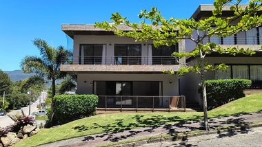 house em Rua Bernardino Manoel Rodrigues, Centro - Garopaba - SC