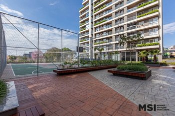 apartment em Rua Rosa Kaint Nadolny, Campo Comprido - Curitiba - PR