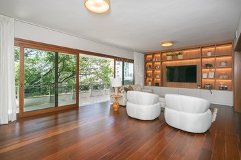 apartment em Avenida Carlos Gomes, Auxiliadora - Porto Alegre - RS
