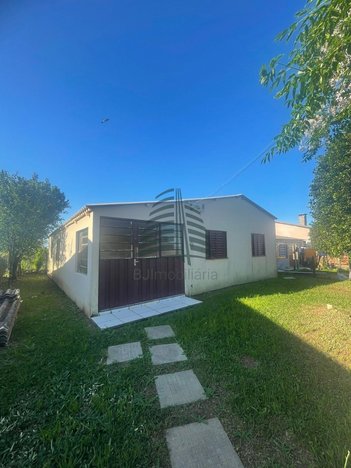 house em Rua Leonida Garcia Dutra, Guabiroba - Santiago - RS