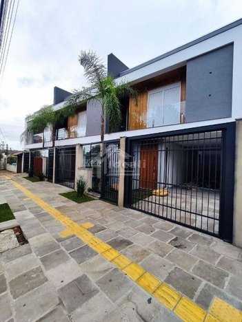 house em Rua Pelotas, Centro - Esteio - RS