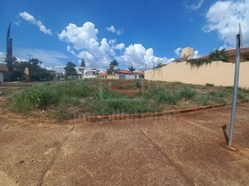 land_lot em Fernando Maldonado Loureiro, Vila Assis - Jaú - SP