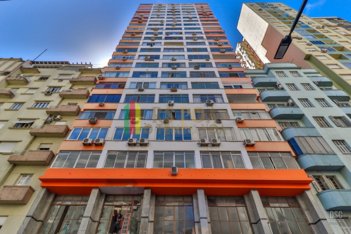 apartment em Avenida Borges de Medeiros, Centro Histórico - Porto Alegre - RS
