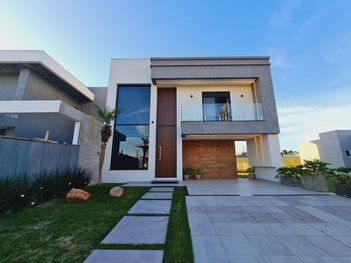 house em Rua Rio Camisas, Centro - Xangri-Lá - RS