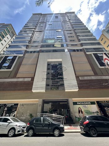 apartment em Rua 234, Meia Praia - Itapema - SC