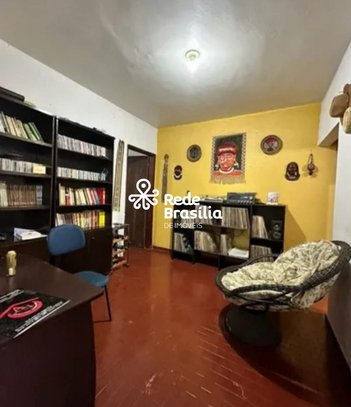 house em QNM 36 Conjunto T, Taguatinga Centro (Taguatinga) - Brasília - DF