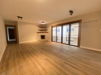 apartment em Rua São Vicente, Rio Branco - Porto Alegre - RS