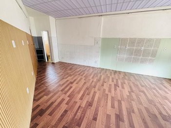 business em Praça Senhor Bom Jesus, Bom Jesus - Belo Horizonte - MG