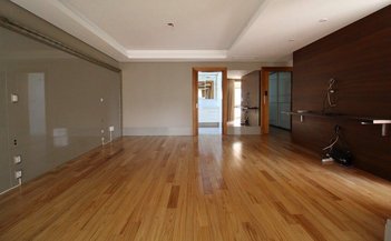 apartment em Rua Hilário Ribeiro, Moinhos de Vento - Porto Alegre - RS