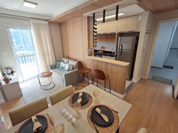 apartment em Avenida Livio Veneziani, Chácaras São José - São José dos Campos - SP