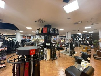 business em Rua Senador Souza Naves, Centro - Londrina - PR