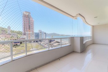 apartment em Rua 205, Meia Praia - Itapema - SC