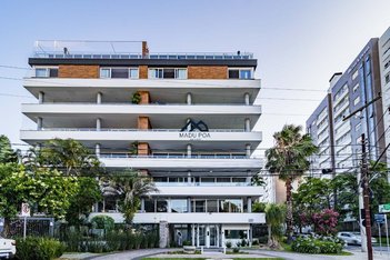 apartment em Barão do Guaíba, Menino Deus - Porto Alegre - RS