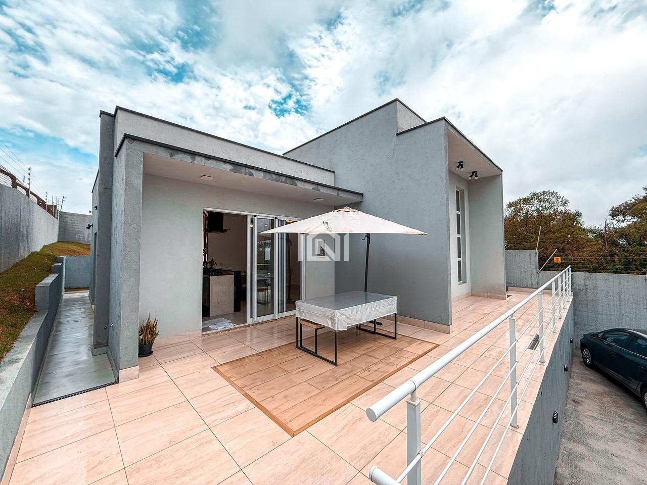 casa a venda no condominio parque rizzo || - area externa