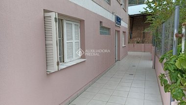commercial_property em Rua Luiz de Camões, Santo Antônio - Porto Alegre - RS