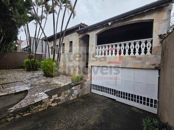 house em Avenida Gaspar Vaz da Cunha, Granjas Santa Terezinha - Taubaté - SP