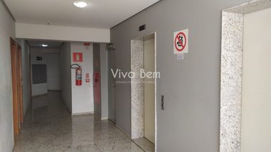 office em Correia Machado, Centro - Montes Claros - MG