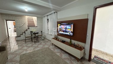 house em Rua Aristobulo de Oliveira Gama, Jardim Maria Augusta - Taubaté - SP