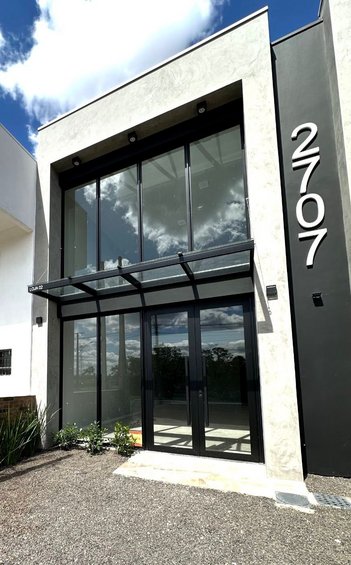 business em Avenida Armando Fajardo, Igara - Canoas - RS