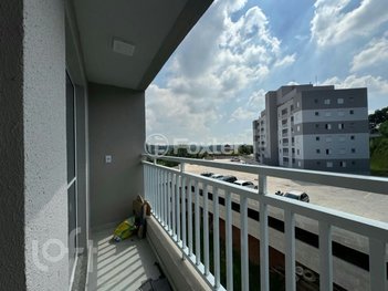 apartment em Estrada Normândia, Jardim Pioneiro - Cotia - SP