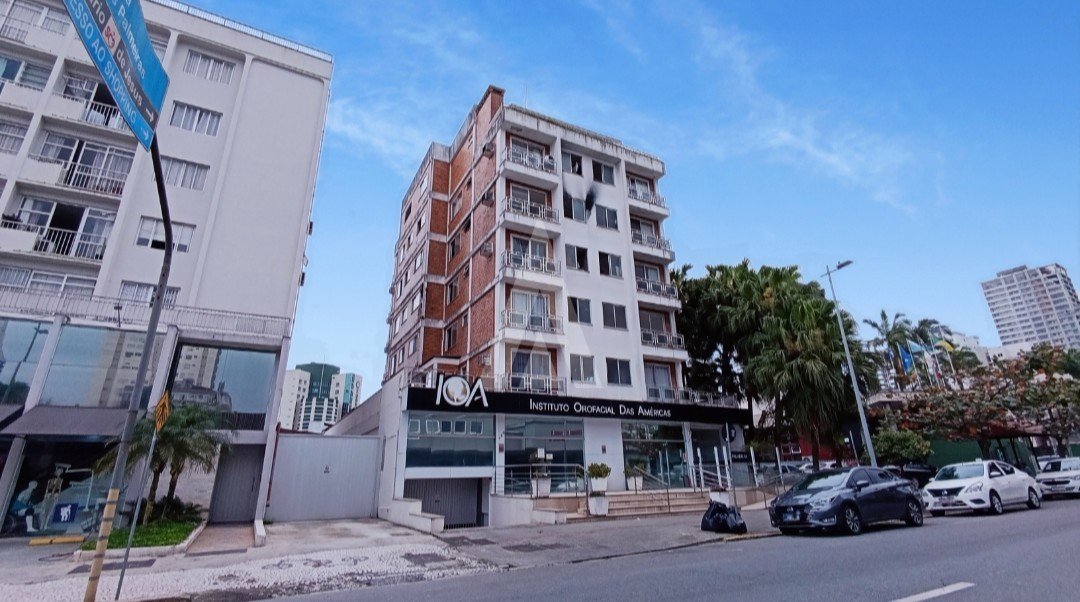 FACHADA L1