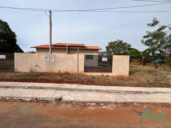 house em Rua Inglaterra, Centro - Itaúna do Sul - PR