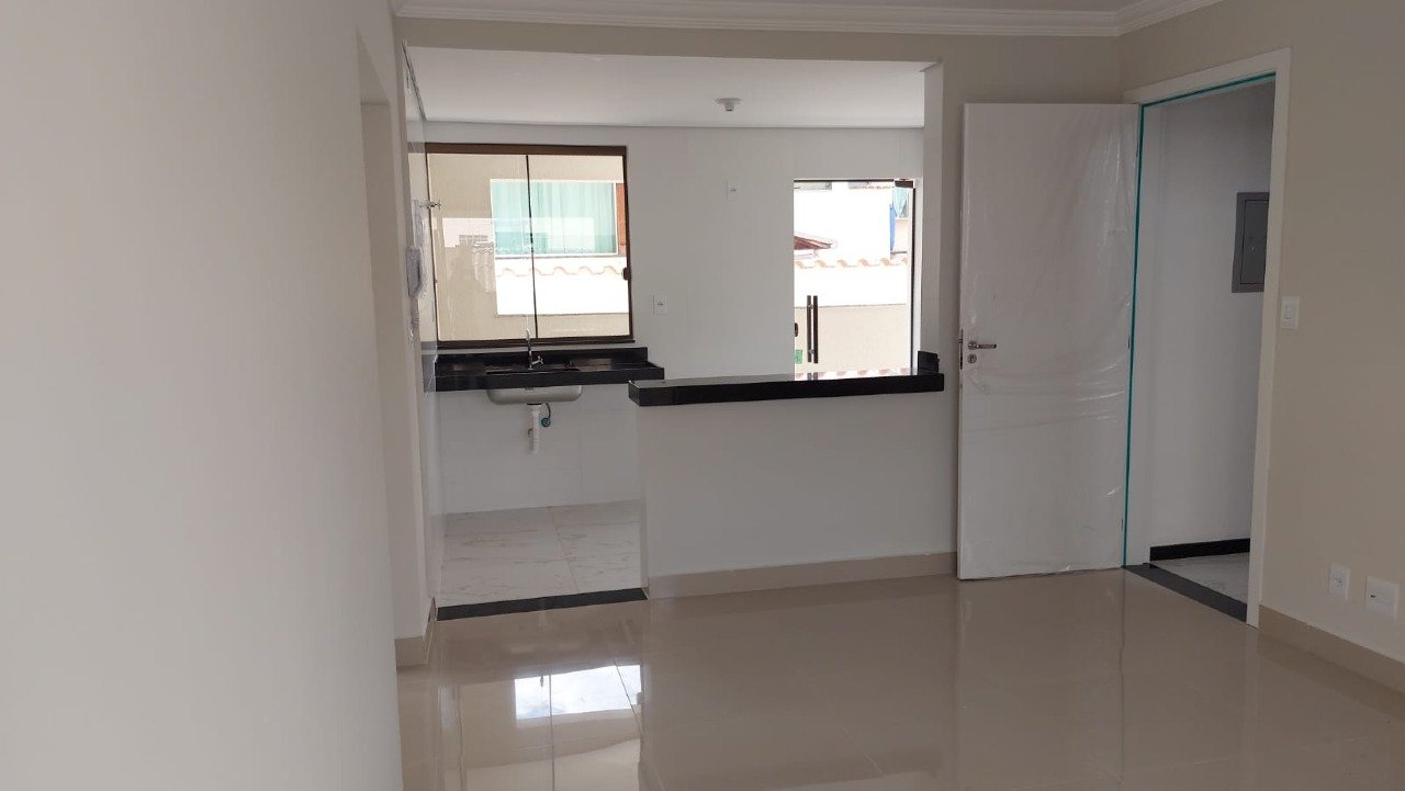 Apartamento com 2 quartos — Planalto, Belo Horizonte