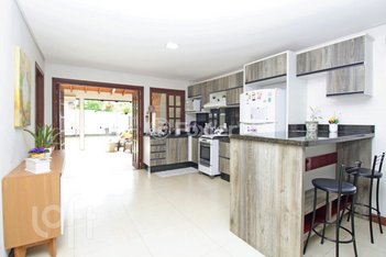 house em Rua Deputado Hugo Mardini, Passo das Pedras - Porto Alegre - RS