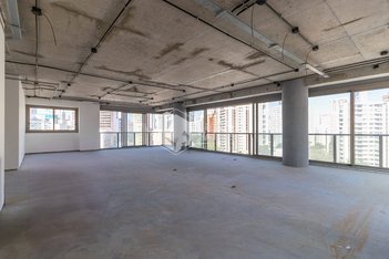 apartment em Avenida Hélio Pellegrino, Vila Nova Conceição - São Paulo - SP
