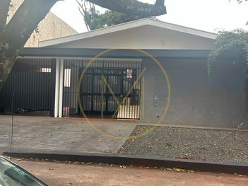 house em Rua Antônio Carniel, Zona 07 - Maringá - PR