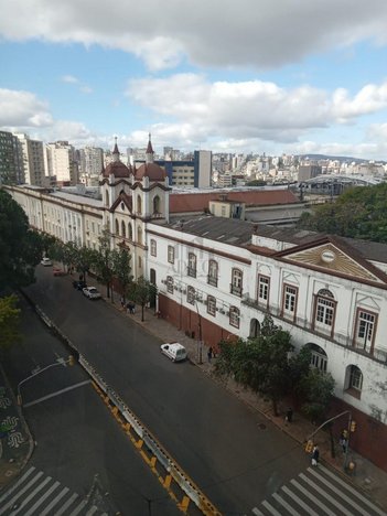 office em Professor Annes Dias, Centro Histórico - Porto Alegre - RS