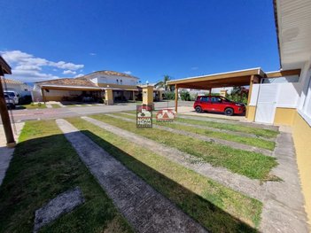 house em Rodovia Vereador Abel Fabricio Dias, Loteamento Industrial Água Preta - Pindamonhangaba - SP