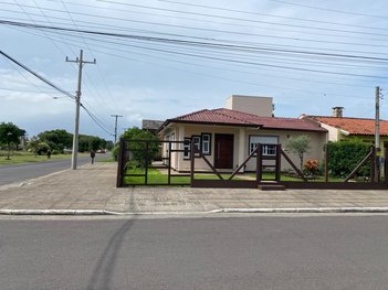 house em Avenida Neusa Goulart Brizola, Zona Nova - Capão da Canoa - RS