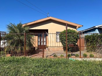 house em Rua Inhatium, Mariana - São Gabriel - RS