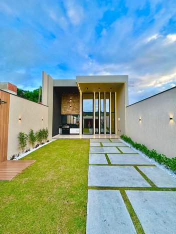 house em Rua Caucaia, Moura Brasil - Fortaleza - CE