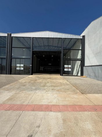 commercial_property em Rua São João, Zona 07 - Maringá - PR