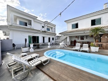 apartment em Avenida Getúlio Vargas, Centro - Balneário Piçarras - SC