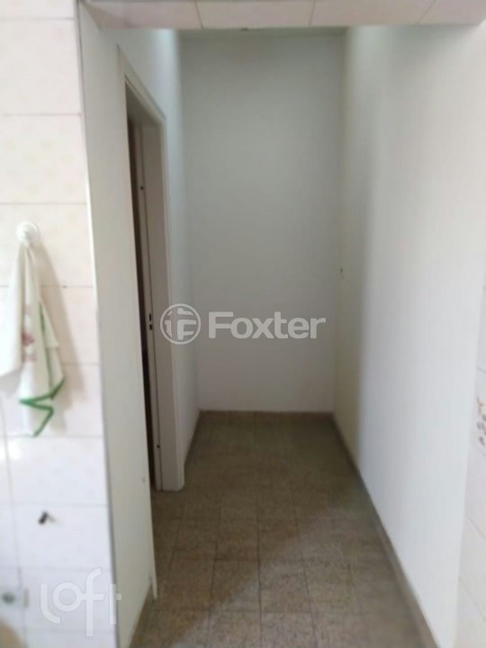 f567a63e