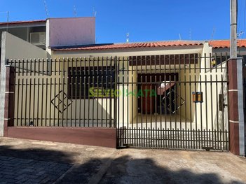 house em Rua Agrimensor Nelson de Souza Figueiredo, Cidade Jardim - Maringá - PR