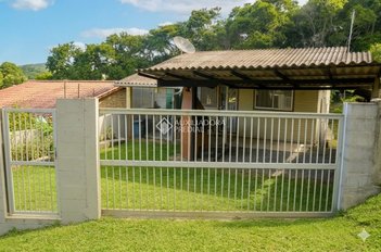 house em Rua Adilio Inacio de Abreu, Costa Macacu - Garopaba - SC