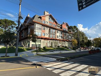 business em Avenida das Hortênsias, Centro - Gramado - RS