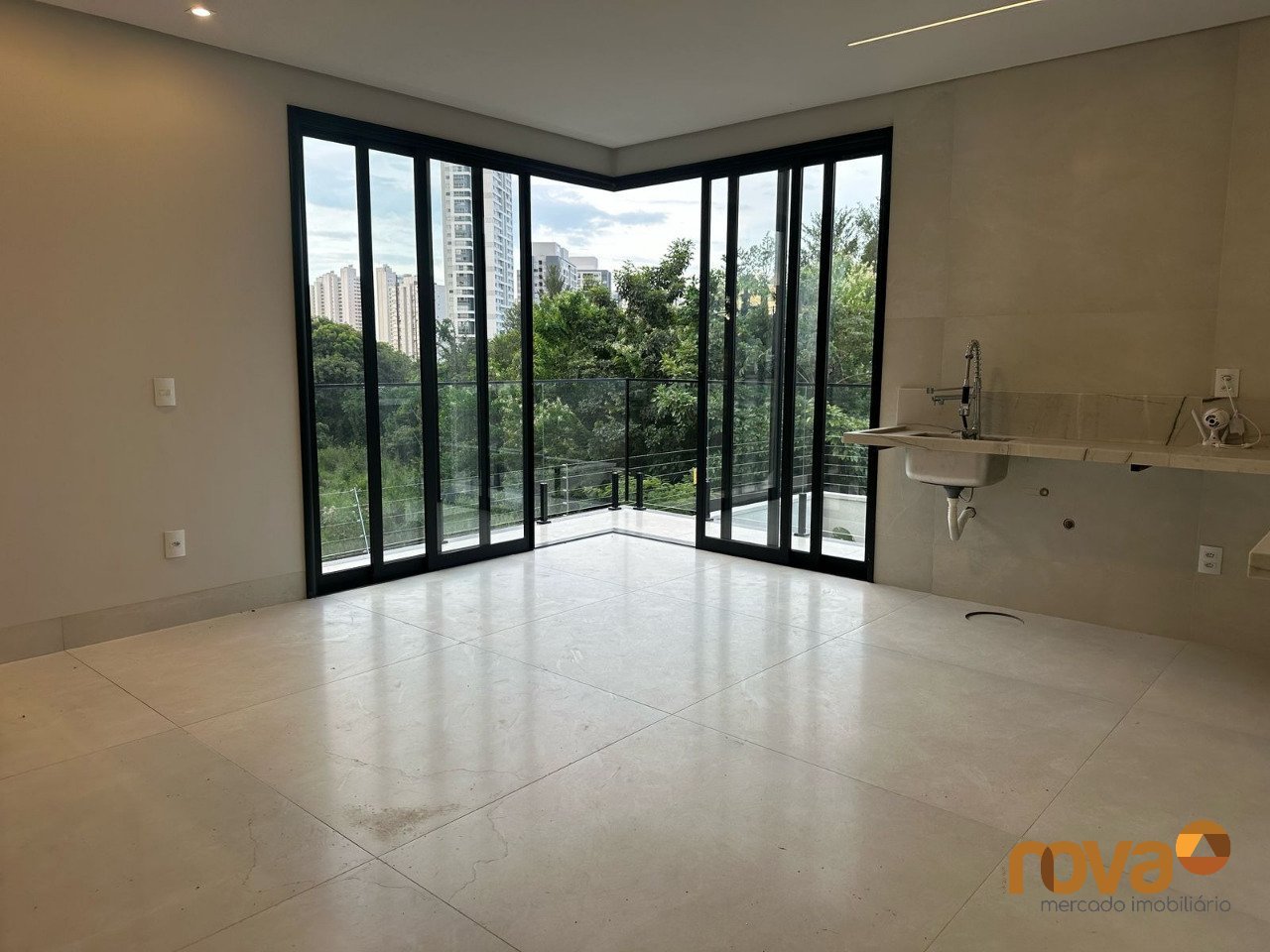 Sobrado Jd Atlantico Qd 98 Lt 14 foto3