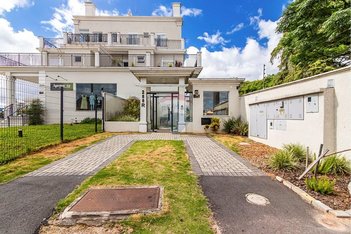 apartment em Rua Antônio Rebelatto, Xaxim - Curitiba - PR