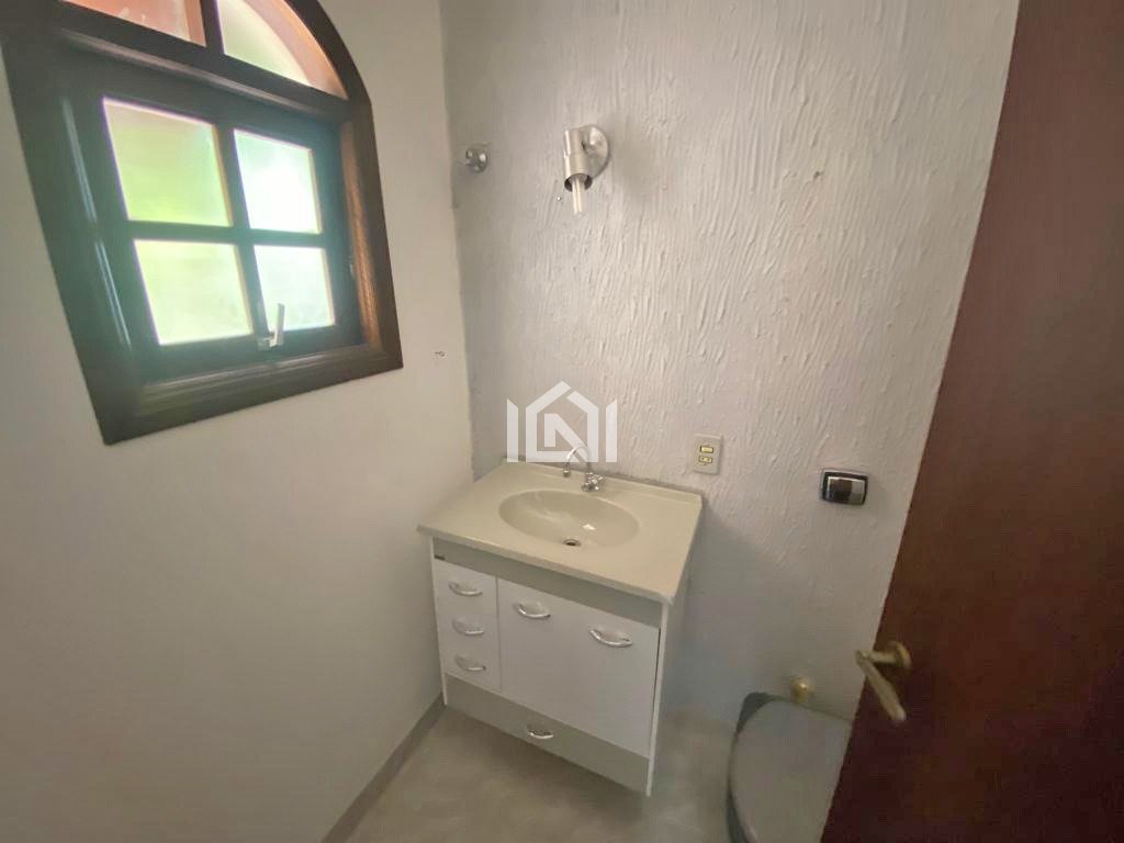 casa a venda no condominio haras bela vista lavabo