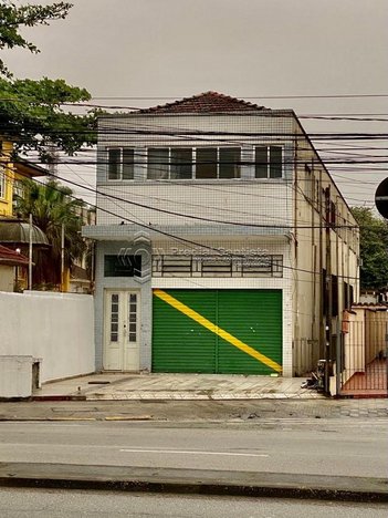 business em Luís de Camões, Vila Mathias - Santos - SP