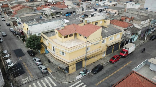 Cômodo Condomínio