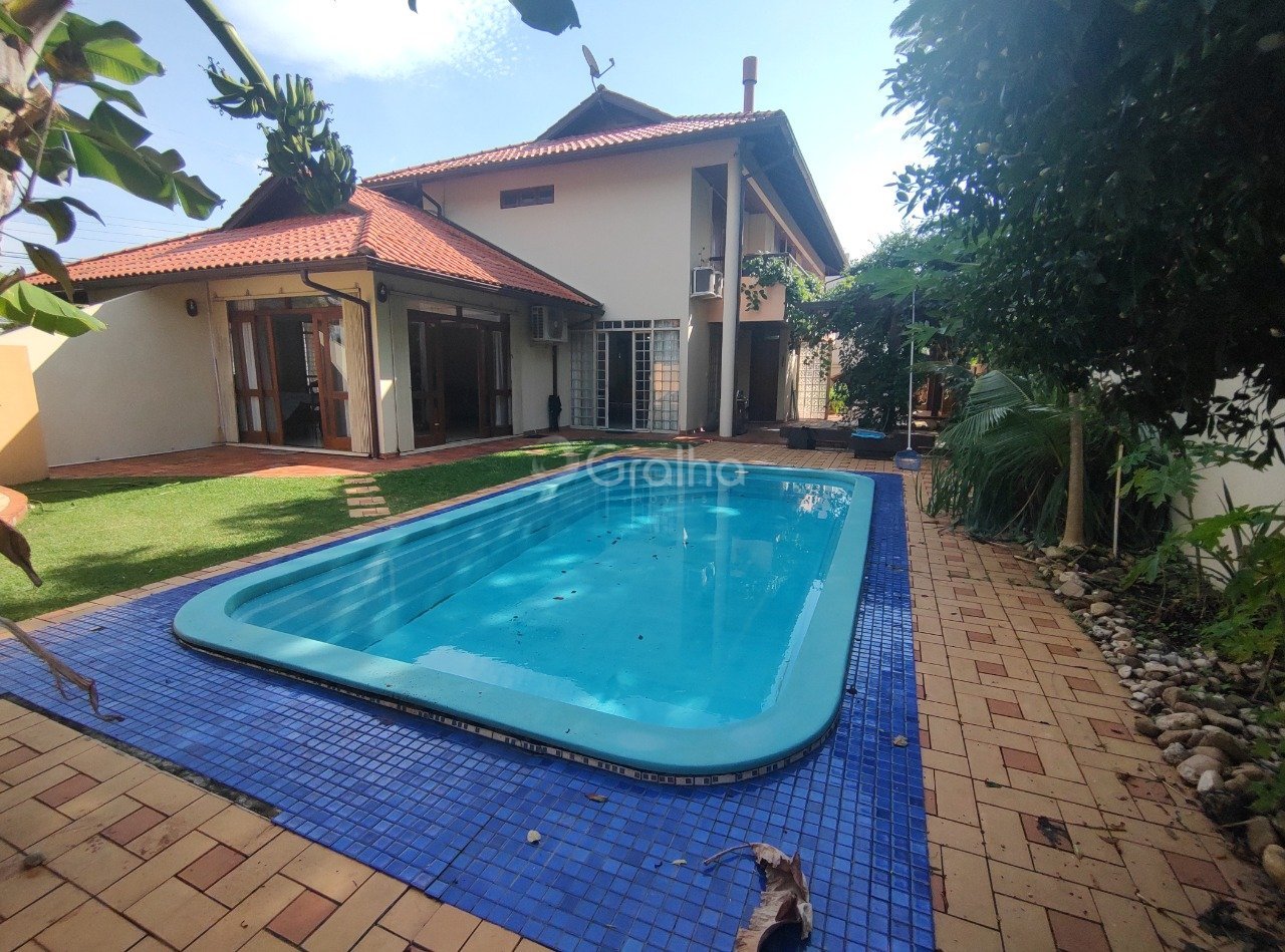 1_0 - Casa Piscina