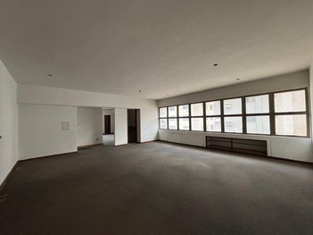 business em Rua Tomé de Souza, Savassi - Belo Horizonte - MG